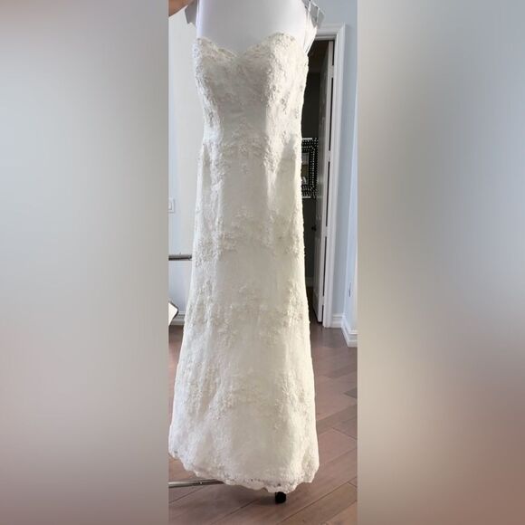 Alfred Angelo wedding dress - Picture 1 of 2
